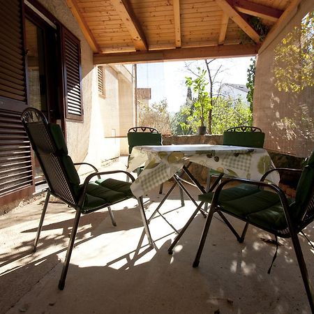Erika Apartamento Krk Town Exterior foto